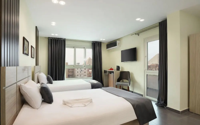Brothers Pyramids View