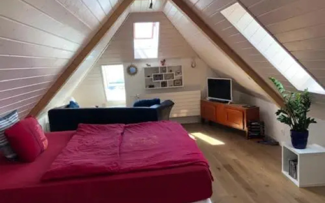 La Maison Des Copains