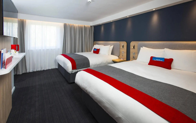Holiday Inn Express Portsmouth - North by IHG