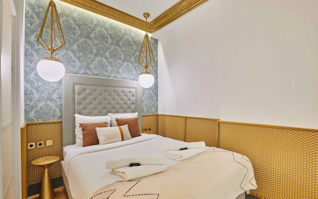 Superbe Flat With AC Champs Elysees Av Montaigne