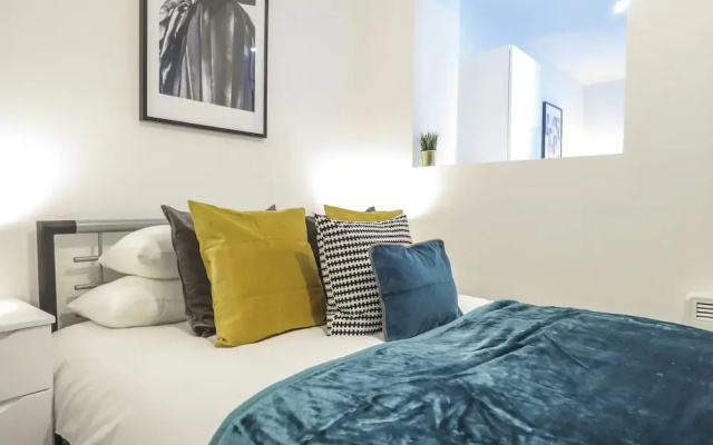 Tudors eSuites Birmingham Apartments Jewellery Quarter