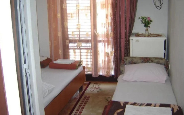 Accommodation Milla