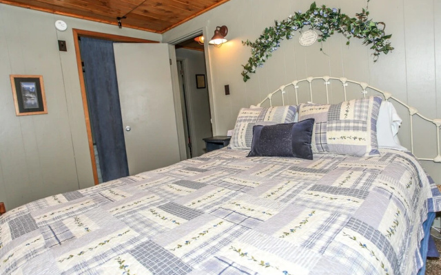 Bay Breeze Hideaway