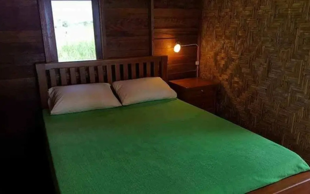 Baan Lee Bungalows