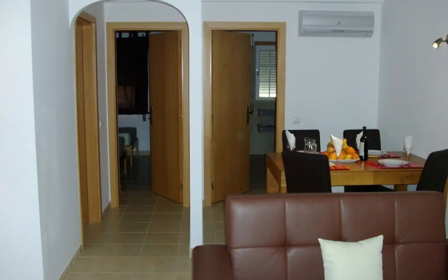 Deluxe Apartment with 1 Room J - 1 Br apts