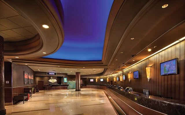 Stratosphere Hotel, Casino & Tower вид на фасад
