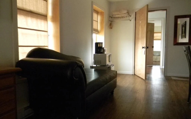 Cointe River Inn