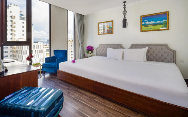Menora Premium Da Nang