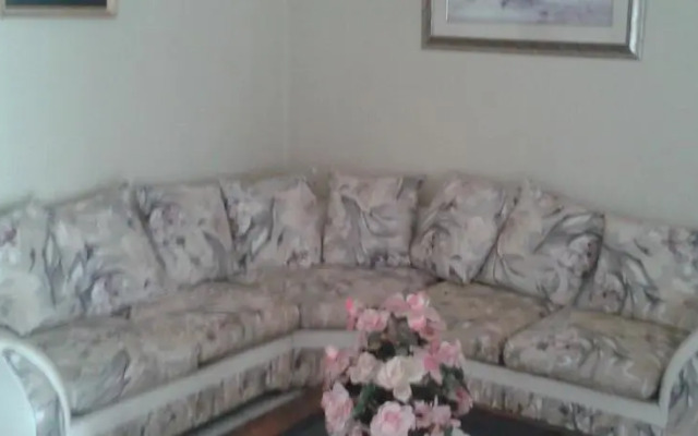 Hugos Guest House