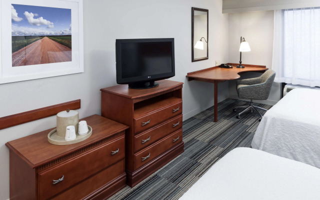 Hampton Inn & Suites Cedar Rapids - North