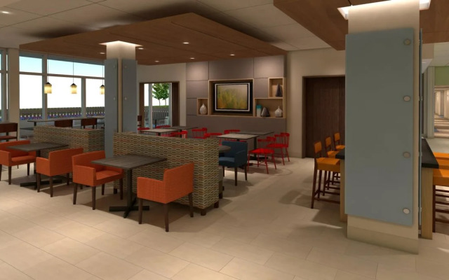 Holiday Inn Express & Suites Okemos - University Area by IHG