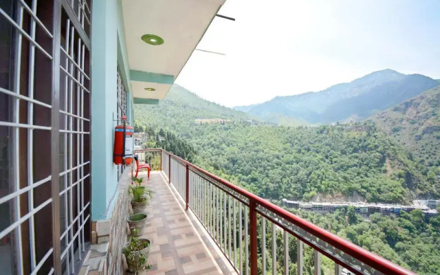 Mountain Breeze By OYO Rooms