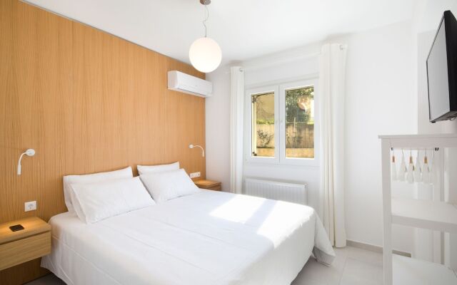Отель Seaview Luxurious Apartment near Corfu Town - Adults Only By Konnect Греция, Корфу - отзывы, цены и фото номеров - забронировать отель Seaview Luxurious Apartment near Corfu Town - Adults Only By Konnect онлайн комната для гостей