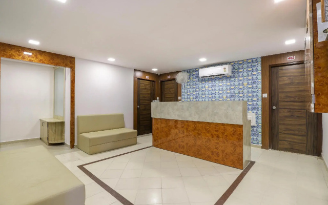 OYO 39893 Hotel A1