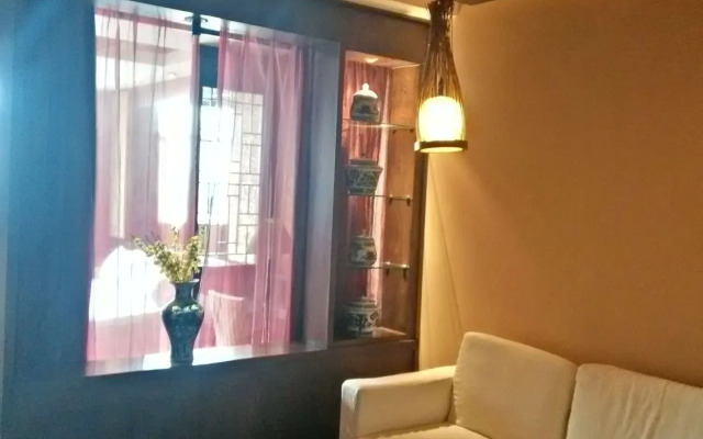 Baolong Homelike Hotel (Youyi Branch)
