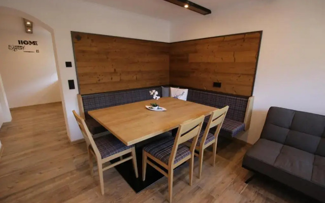 Enzian Apartments