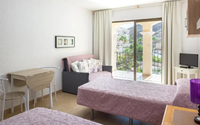 Castle Harbour 12 - Studio privately owned accommodation in Los Cristianos