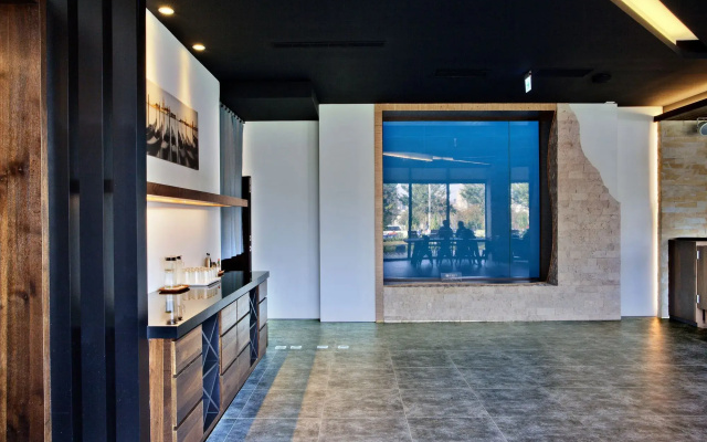 DiveCube Hotel