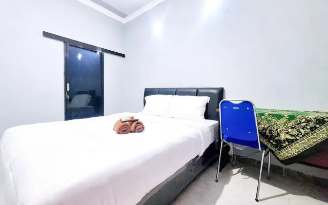 Q-Five Guest House YIA Kulon Progo Mitra RedDoorz