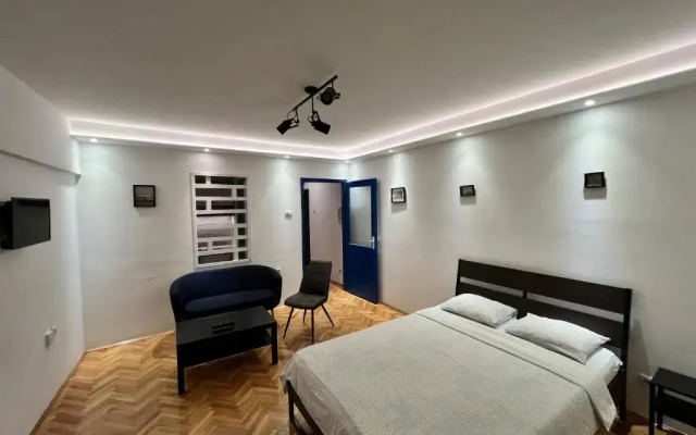 Azzurro Studio Apartment