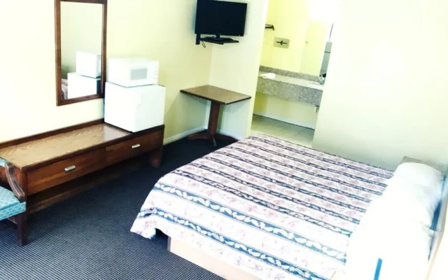 Executive Inn