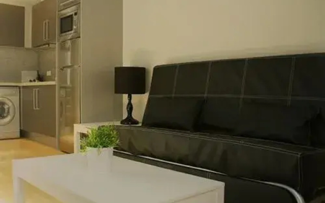 Blue Moon Apartments