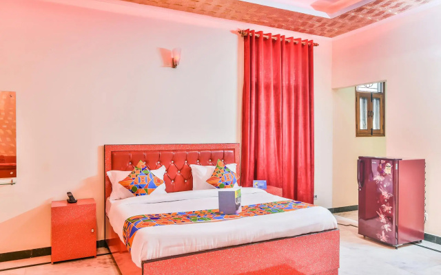 FabExpress Prakash Apartment