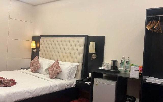 Hotel Kohinoor Palace