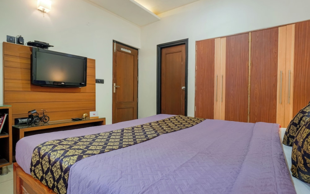 Alaya Stays 3BHK Golden Meadow Villa