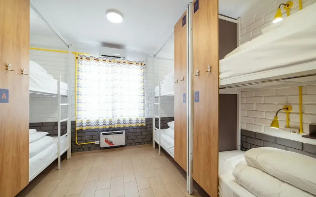 Freelander Work and Travel Hostel