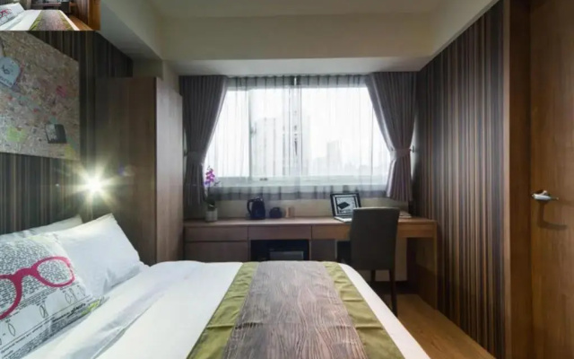 Huada Hotel