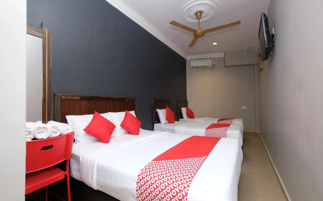 OYO 1190 Nice Stay Hotel