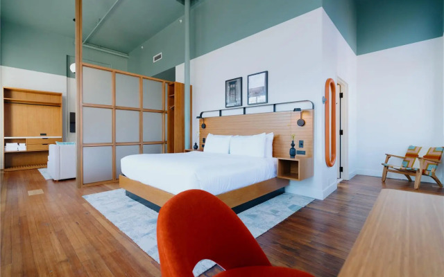 The Myriad Hotel Louisville, Tapestry Collection by Hilton