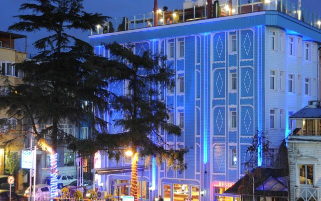 Отель Blue House вид на фасад