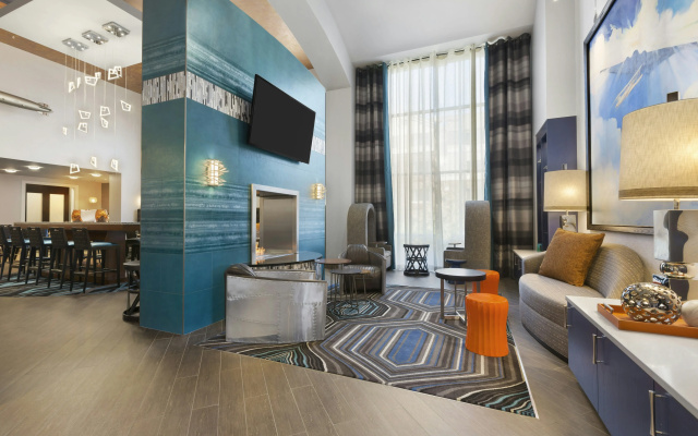 Hampton Inn & Suites Herndon-Reston