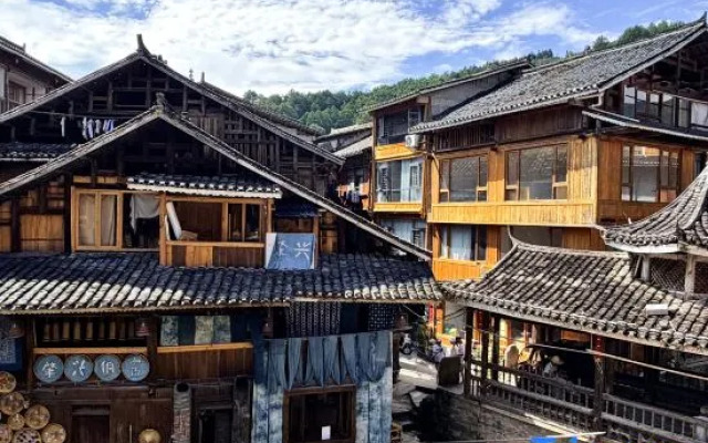 Xishan Mijing Homestay (Zhaoxing Dong Village)