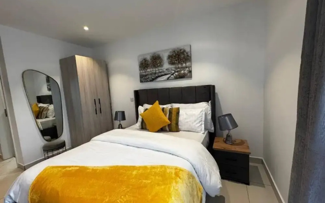 Deluxe Studio Apt@The Lennox