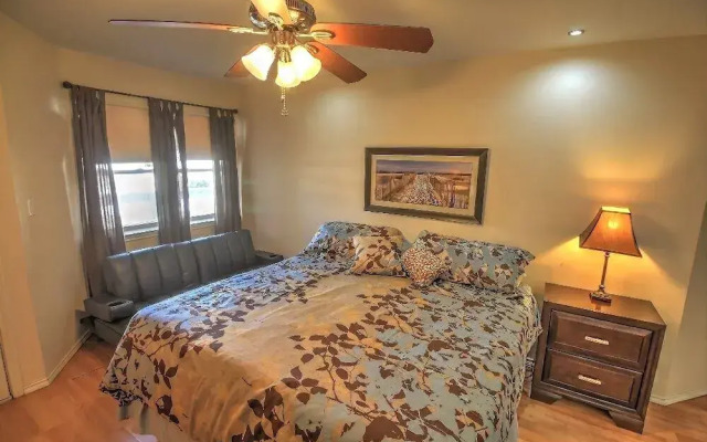 Gulfpoint 2203 - 2 Br Condo