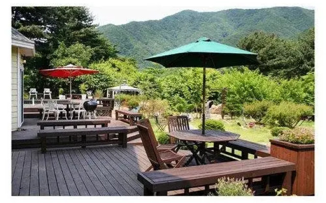 Yangpyeong Island in Forest Pension