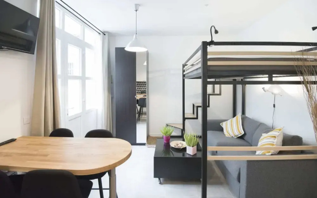 Charming Apartment Near Montmartre