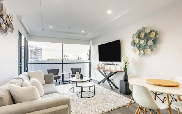 Modern 2BR Apartment near Wollongong Beach