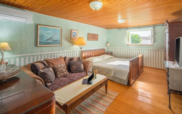 Stunning Home in Ravni With Wifi and 1 Bedrooms
