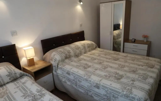 Devoncoast Seaview Apartments