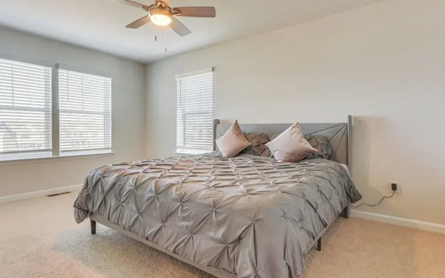 2 Mi to Dtwn Frederick: Updated Townhome