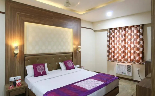 Hotel JS Regency