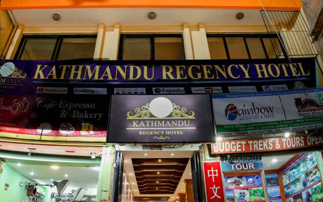 Отель Kathmandu Regency Hotel Непал, Катманду - отзывы, цены и фото номеров - забронировать отель Kathmandu Regency Hotel онлайн вид на фасад