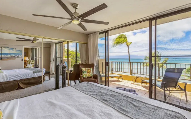 Beachfront Maui Penthouses