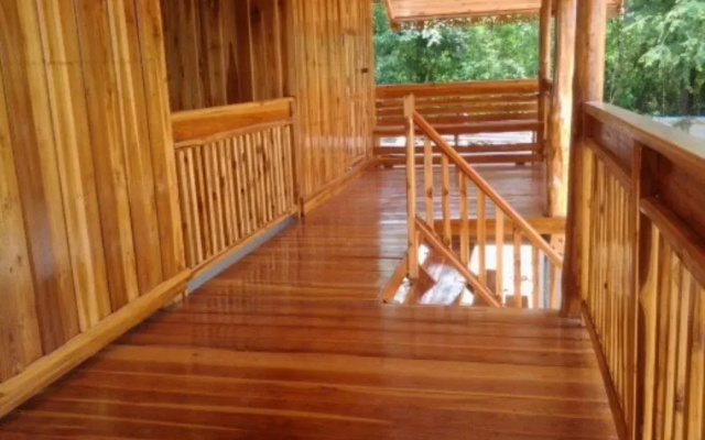 Srithong Resort