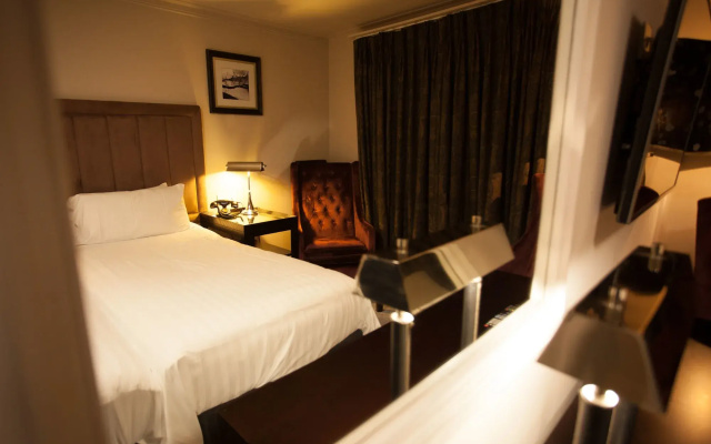 Strathaven Hotel
