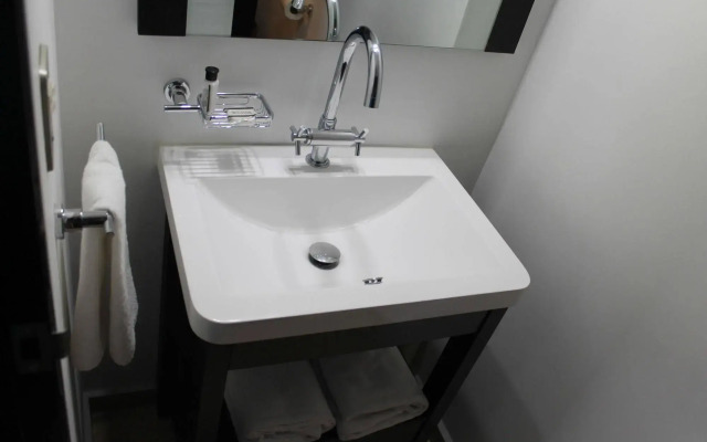 Mini Suites Hotel